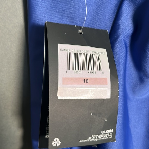 Under armor, girls, one piece swimsuit. Size 10 girls. - Picture 3 of 5